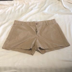 Gap khaki shorts
